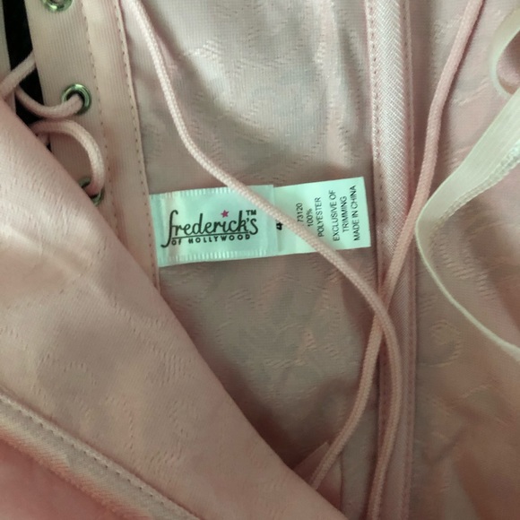 Frederick of Hollywood corset and thong set - Picture 3 of 3